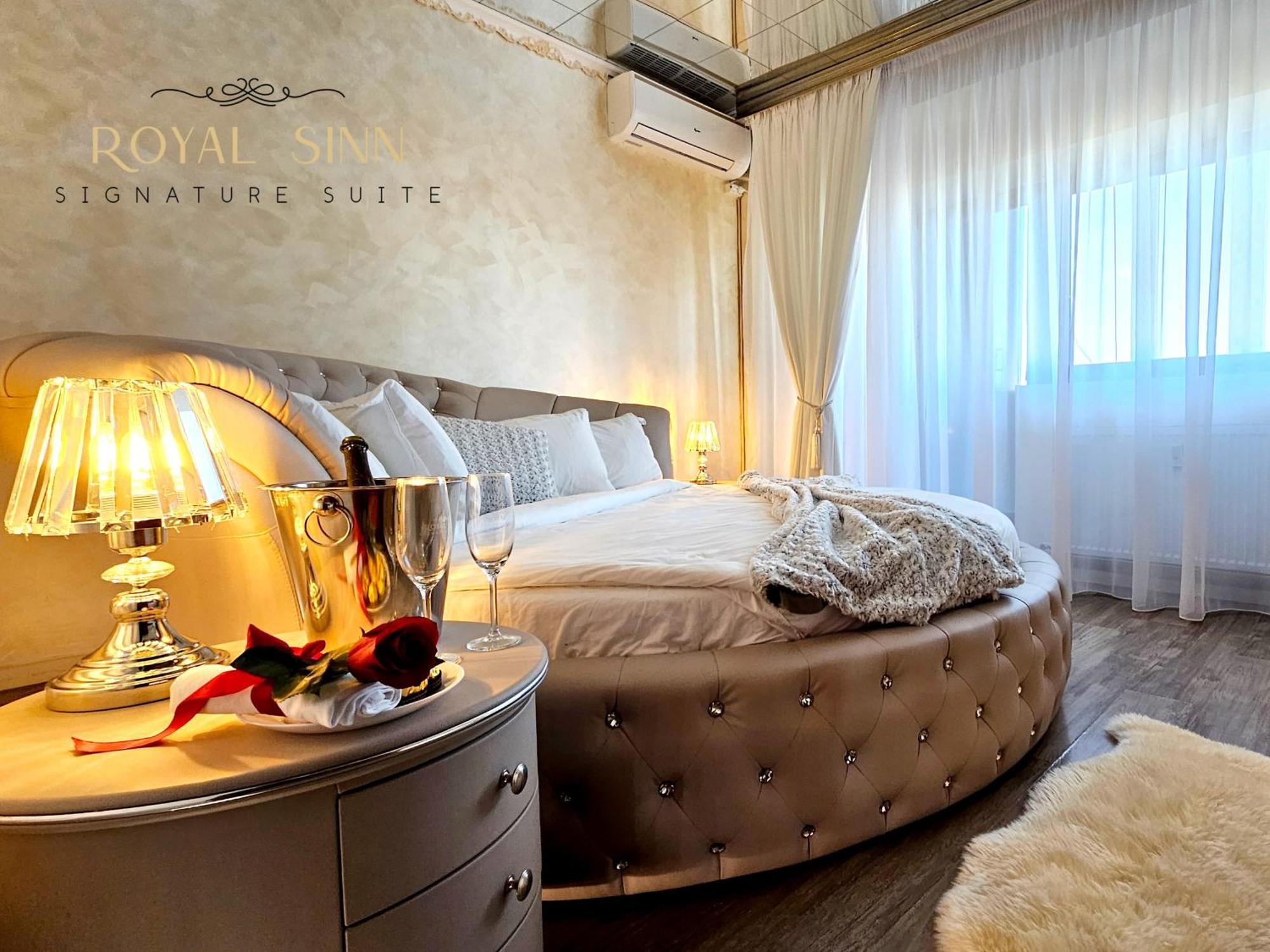 Royal Sinn Signature Suite Бухарест Экстерьер фото