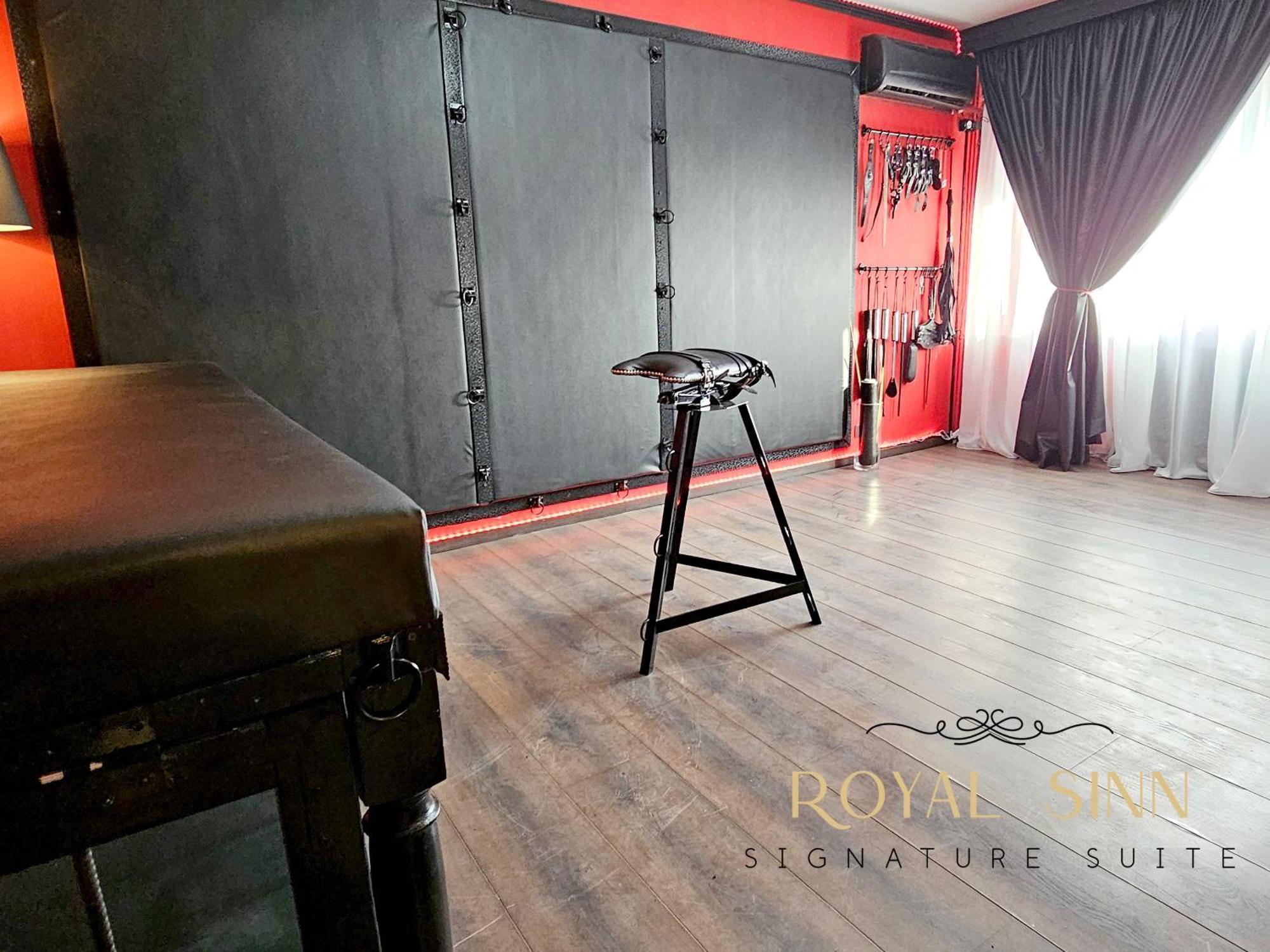 Royal Sinn Signature Suite Бухарест Экстерьер фото