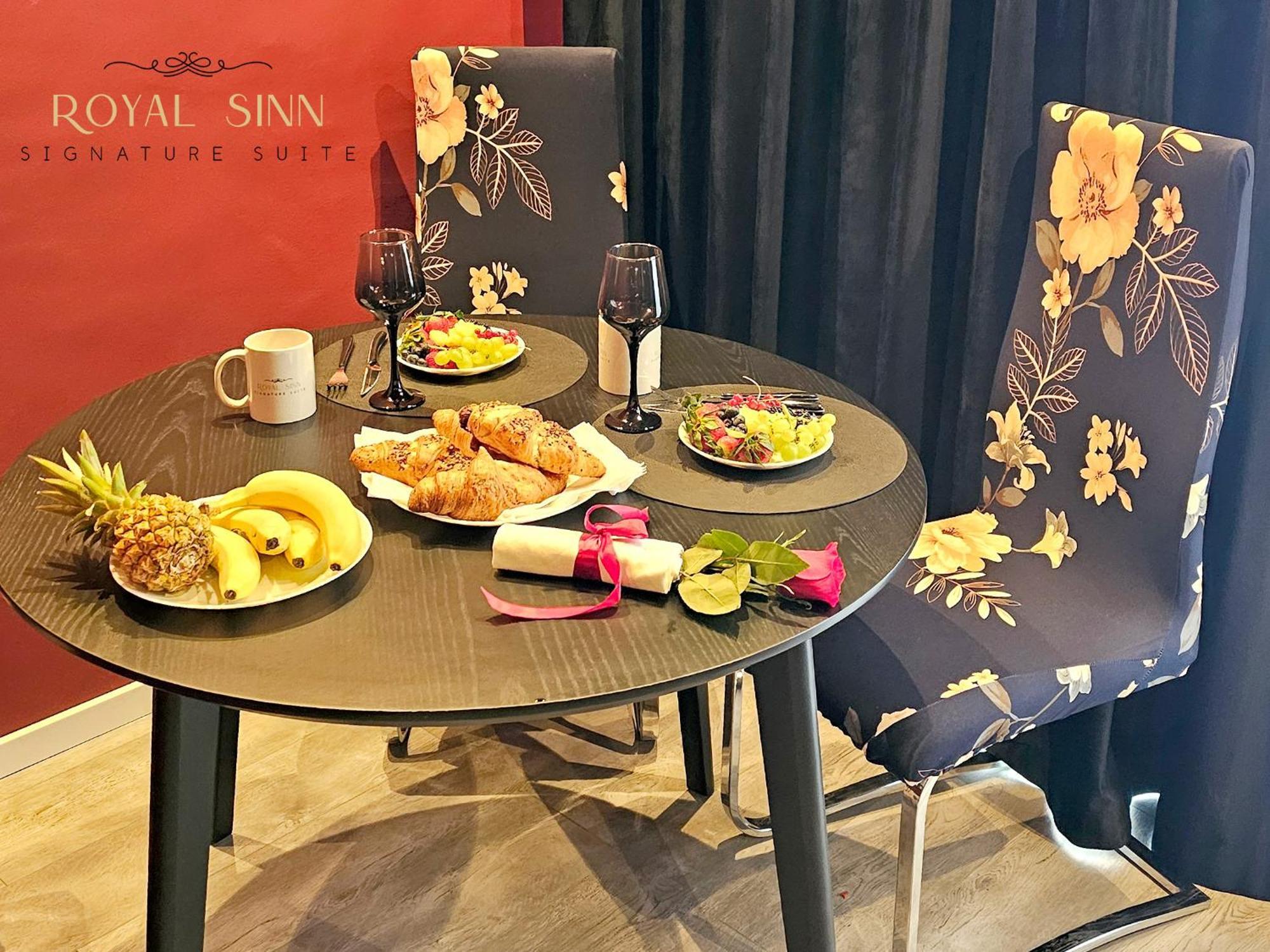 Royal Sinn Signature Suite Бухарест Экстерьер фото