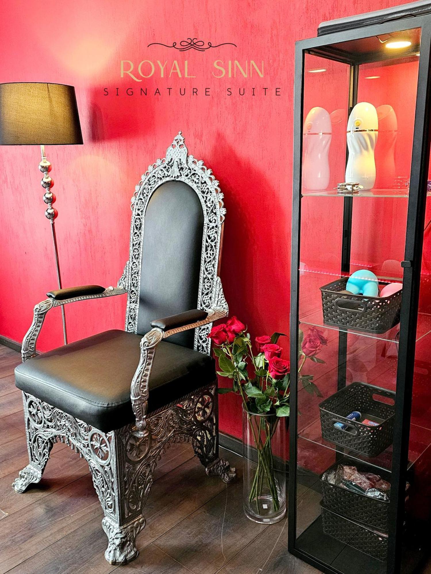Royal Sinn Signature Suite Бухарест Экстерьер фото